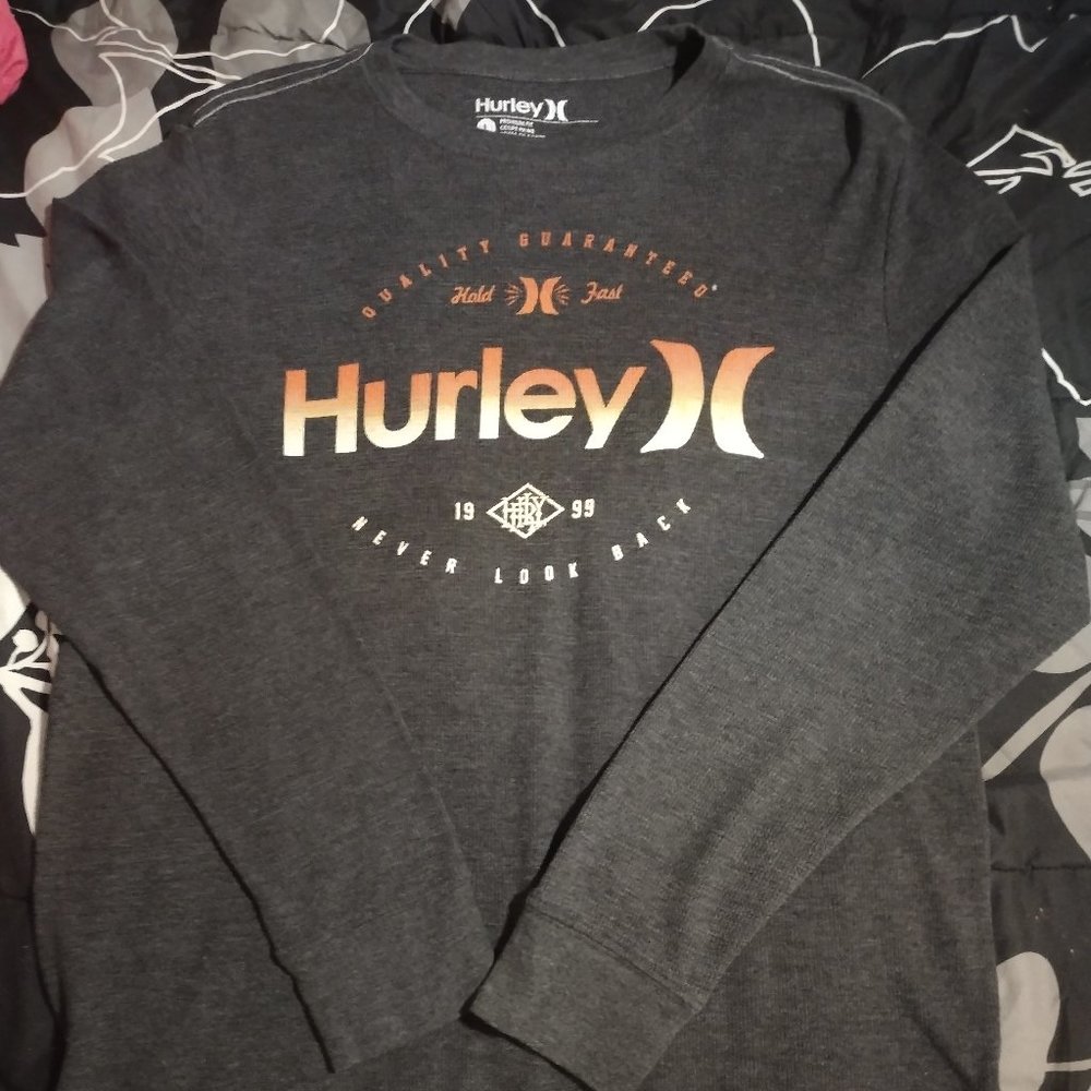 Long sleeve large hurley shirt